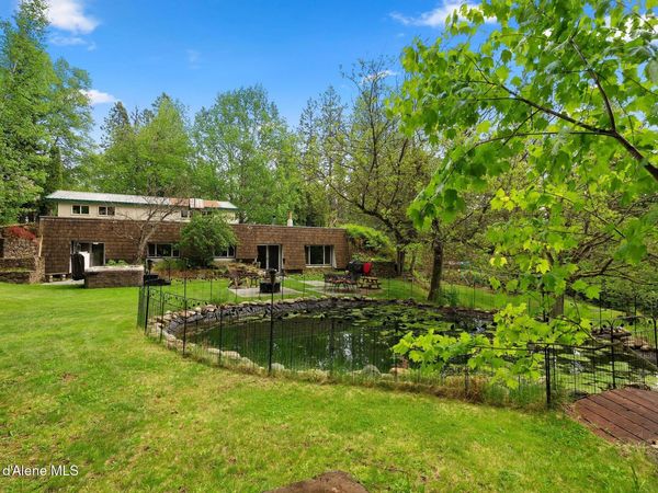 272 Hidden Spring Rd , Sandpoint, ID 83864