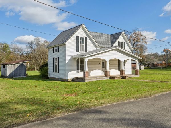 4103 Hampshire Pike , Hampshire, TN 38461