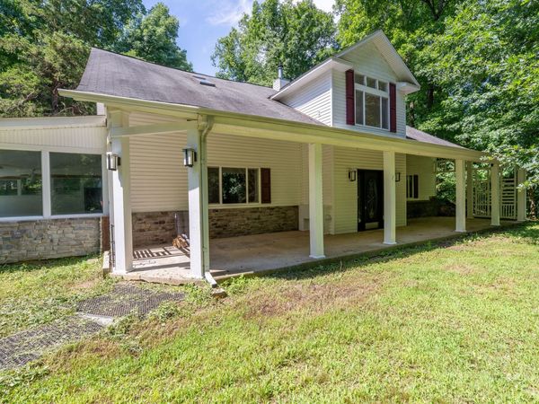 265 Roanoke Creek Rd , Collinwood, TN 38450