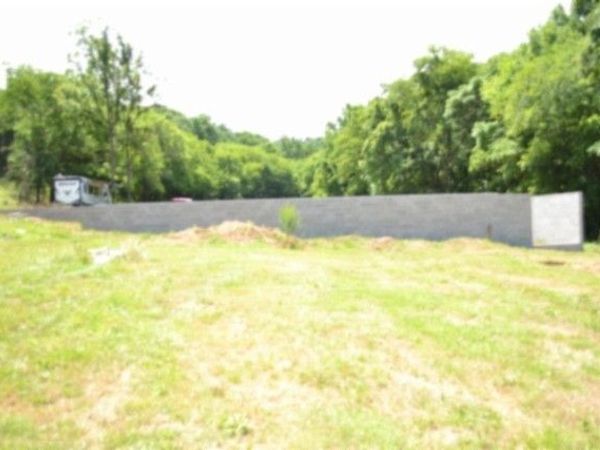 425 Baugh Hollow Ln , Gainesboro, TN 38562