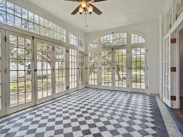 5341 ST CHARLES Avenue, New Orleans, LA 70115