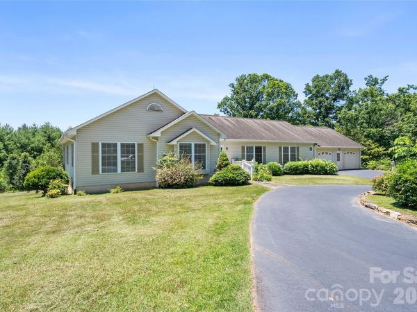 28 Song Bird Lane , Weaverville, NC 28787