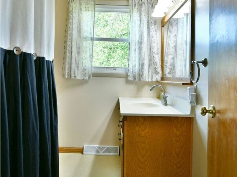 2484 Mahan Denman Road, Cortland, OH 44410 Photo 30