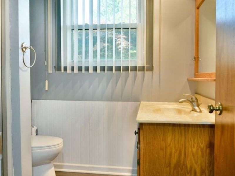 2484 Mahan Denman Road, Cortland, OH 44410 Photo 43