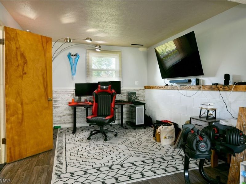 2484 Mahan Denman Road, Cortland, OH 44410 Photo 48