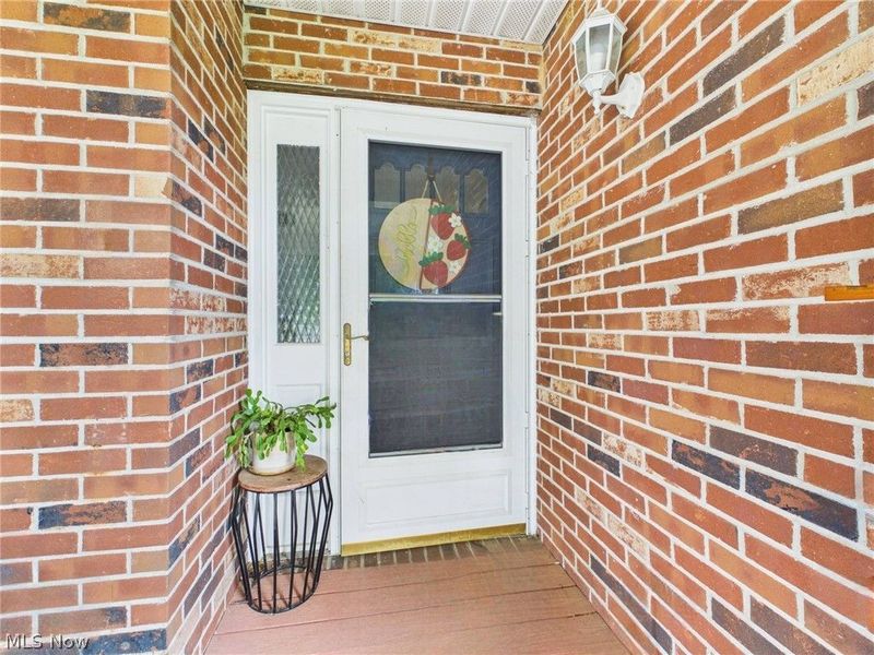 140 Hendricks Street, Newport, OH 45768 Photo 3