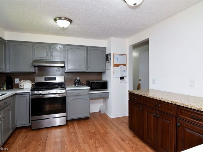 6284 Seminole Trail, Mentor, OH 44060 Photo 9