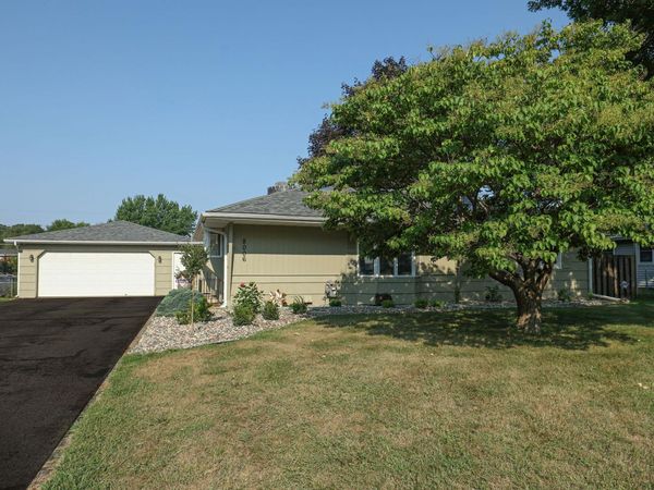 8006 Upton Avenue S, Bloomington, MN 55431