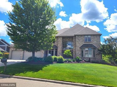 6102 Creek Ridge Court, Minnetonka, MN 55345