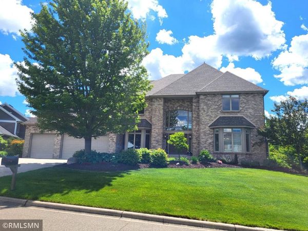 6102 Creek Ridge Court , Minnetonka, MN 55345