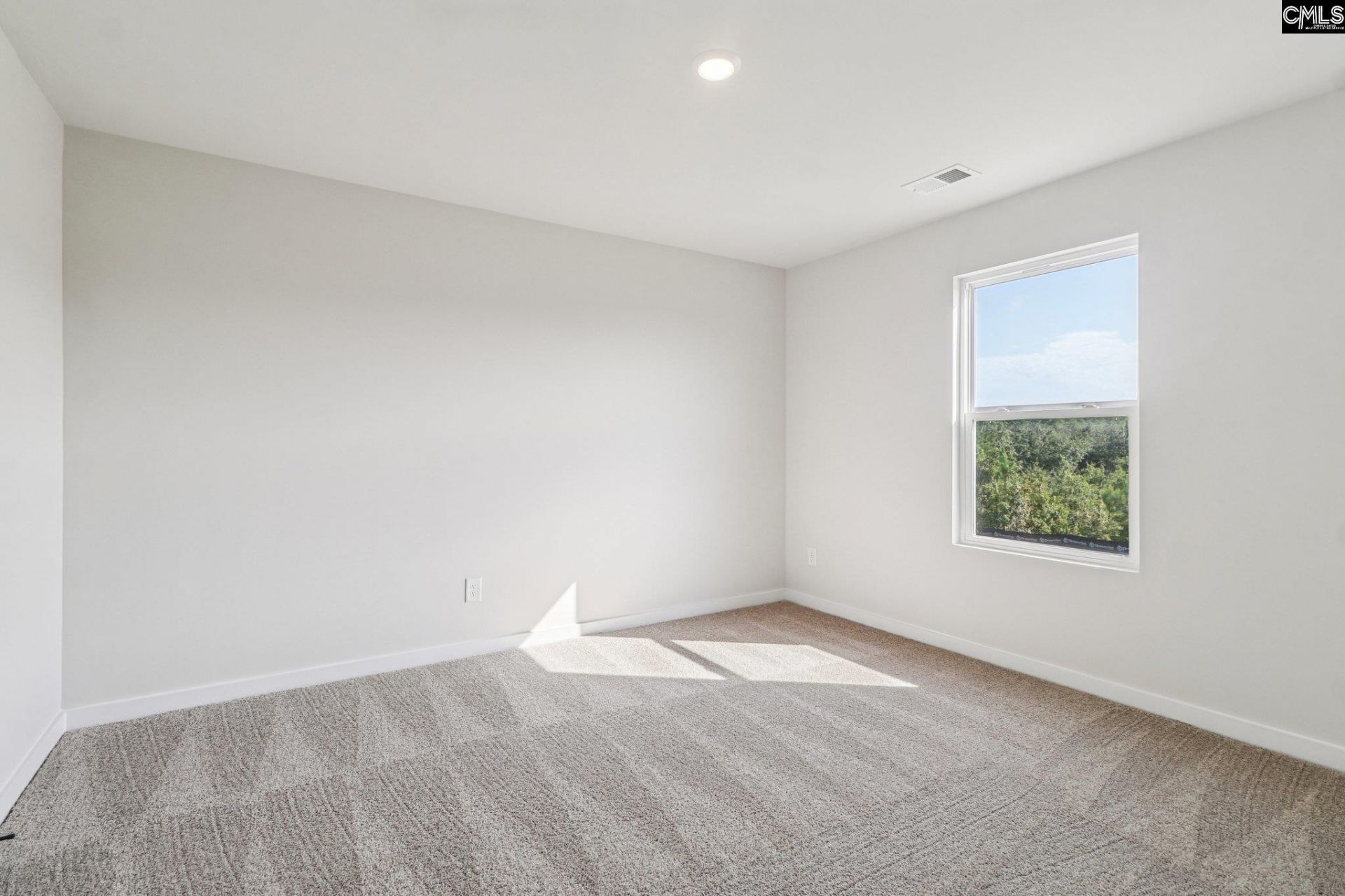 102 Sundew Road Photo 11