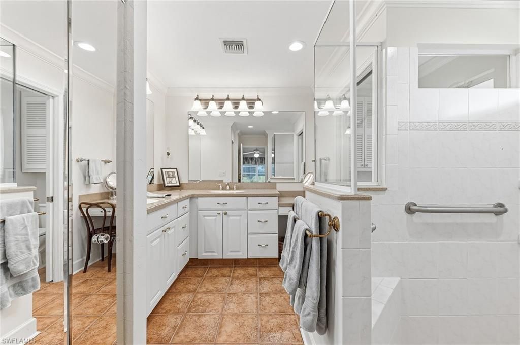1441 Whiskey Creek Dr, Fort Myers, FL 33919 Photo
