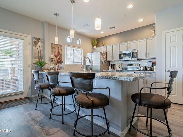 11500 E COCHISE Drive, Unit 2081, Scottsdale, AZ 85259