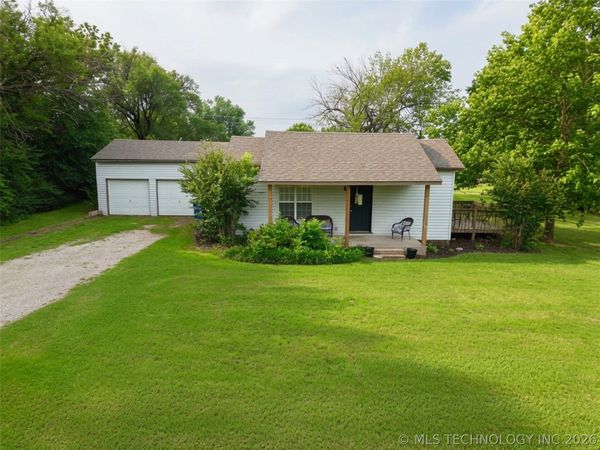 1417 E Oak Street , Cushing, OK 74023