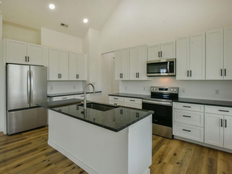 10295 W Salem Carroll Road, Oak Harbor, OH 43449 Photo 12