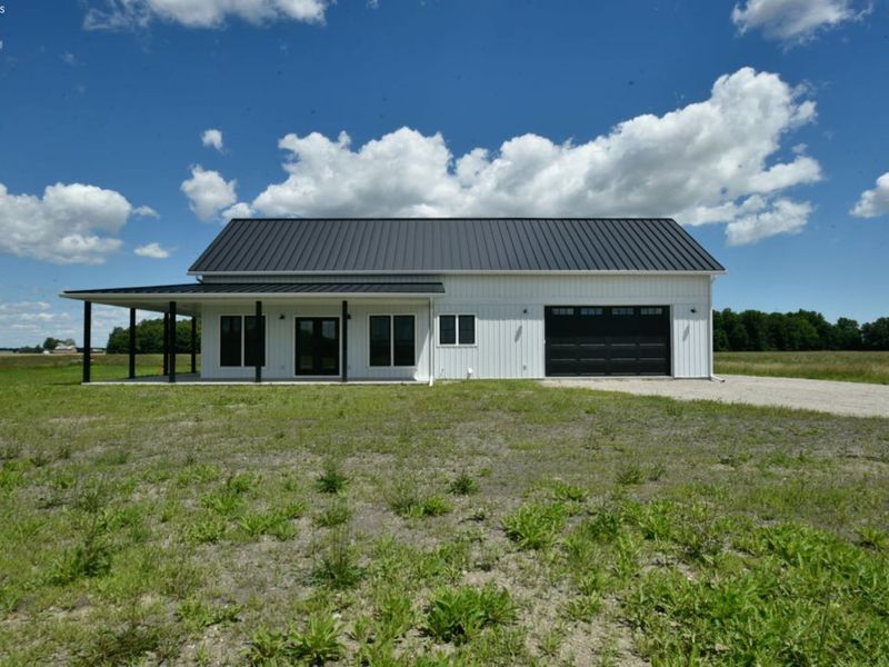 10295 W Salem Carroll Road, Oak Harbor, OH 43449 Photo 4