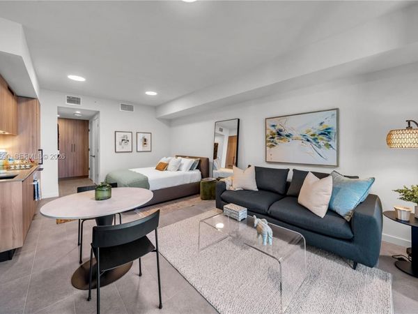121 NE 5th St , Unit 1400, Miami, FL 33132
