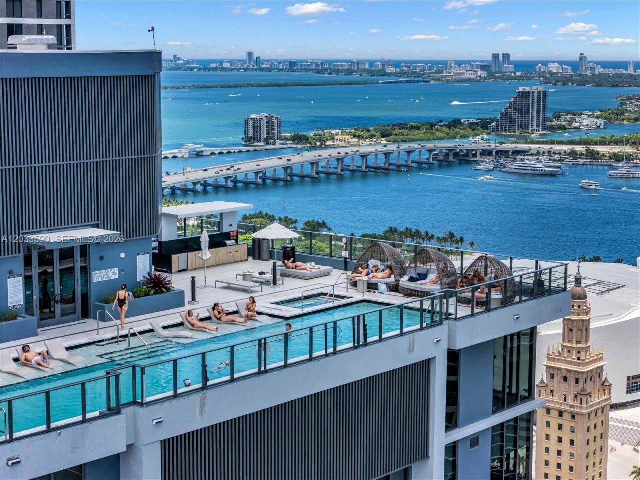 121 NE 5th St , Unit 1400, Miami, FL 33132 Photo
