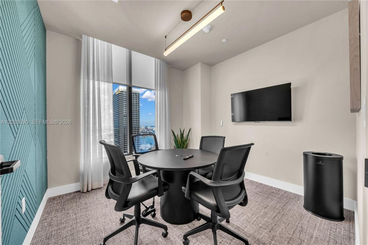 121 NE 5th St , Unit 1400, Miami, FL 33132 Photo