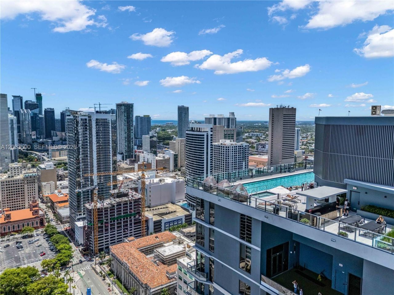 121 NE 5th St , Unit 1400, Miami, FL 33132 Photo