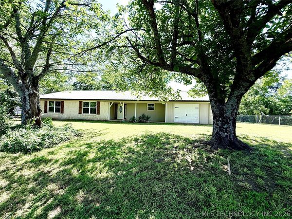 2835 N 4480 Road , Valliant, OK 76764