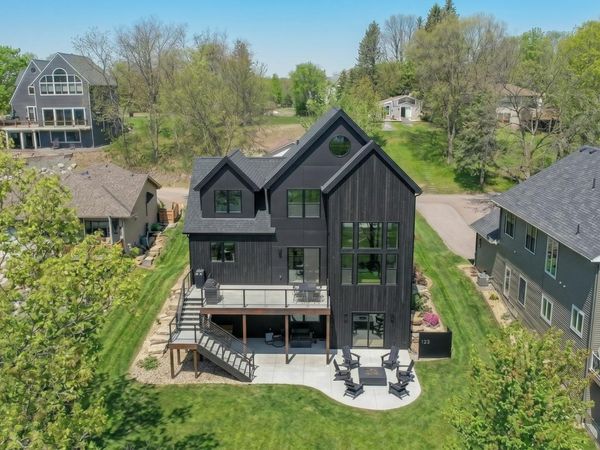 1353 Palmer Drive N, Lake Elmo, MN 55042
