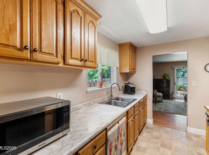 654 Marracco Drive, Sparks, NV 89434 Photo