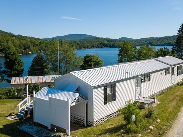81 Shoreline Drive, Barnet, VT 05821