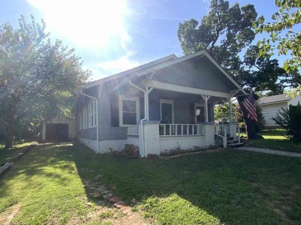 414 N Tull Place, Yale, OK 74085