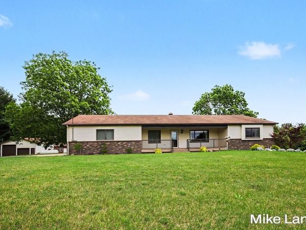 3685 20th Street, Dorr, MI 49323