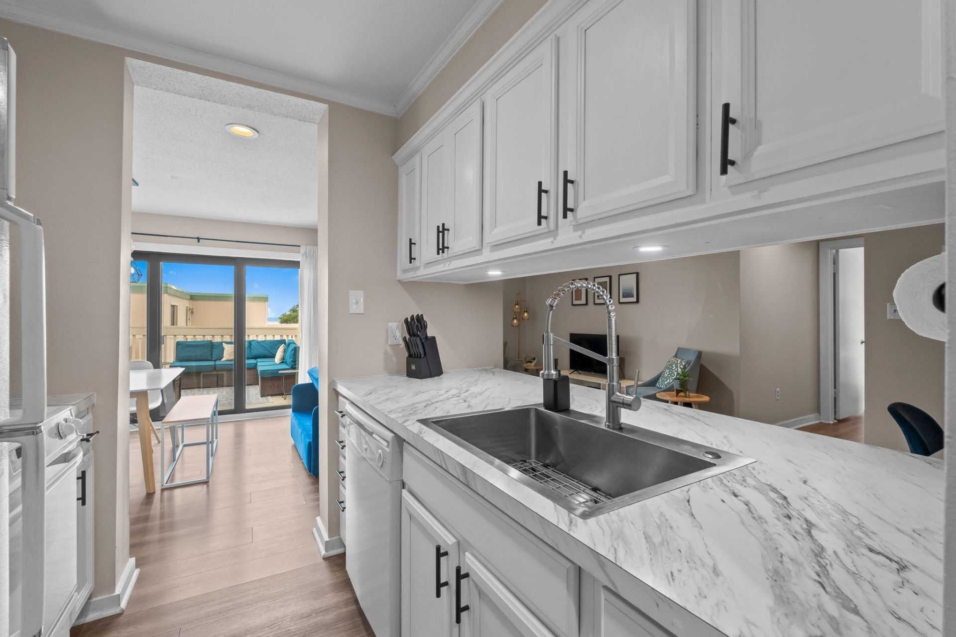 9661 Shore Dr.  Photo 12