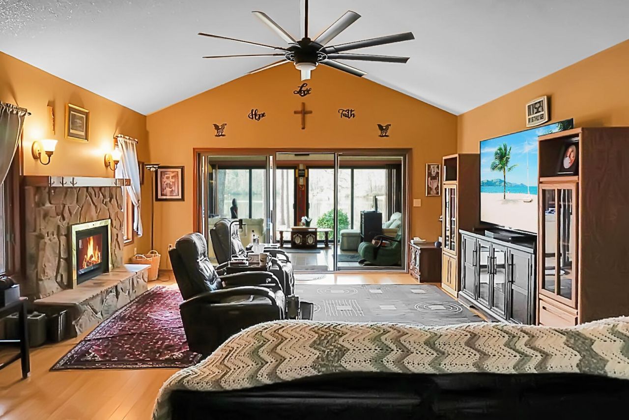 1 Santee Lakes Court Photo 38
