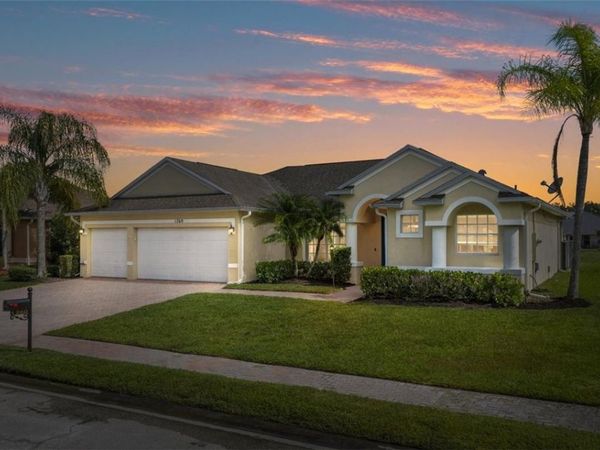 1260 Scarlet Oak Circle, Vero Beach, FL 32966