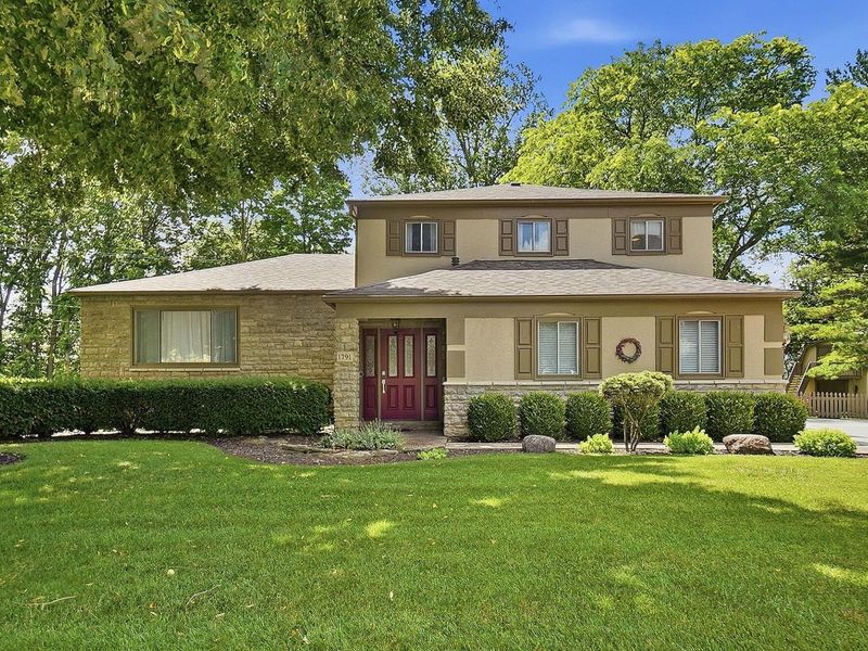 1791 Hickory Hill Drive, Columbus, OH 43228 Photo 1