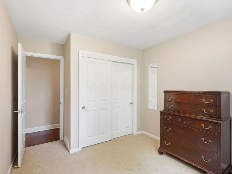 1791 Hickory Hill Drive, Columbus, OH 43228 Photo 14