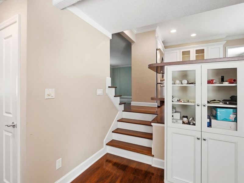 1791 Hickory Hill Drive, Columbus, OH 43228 Photo 6
