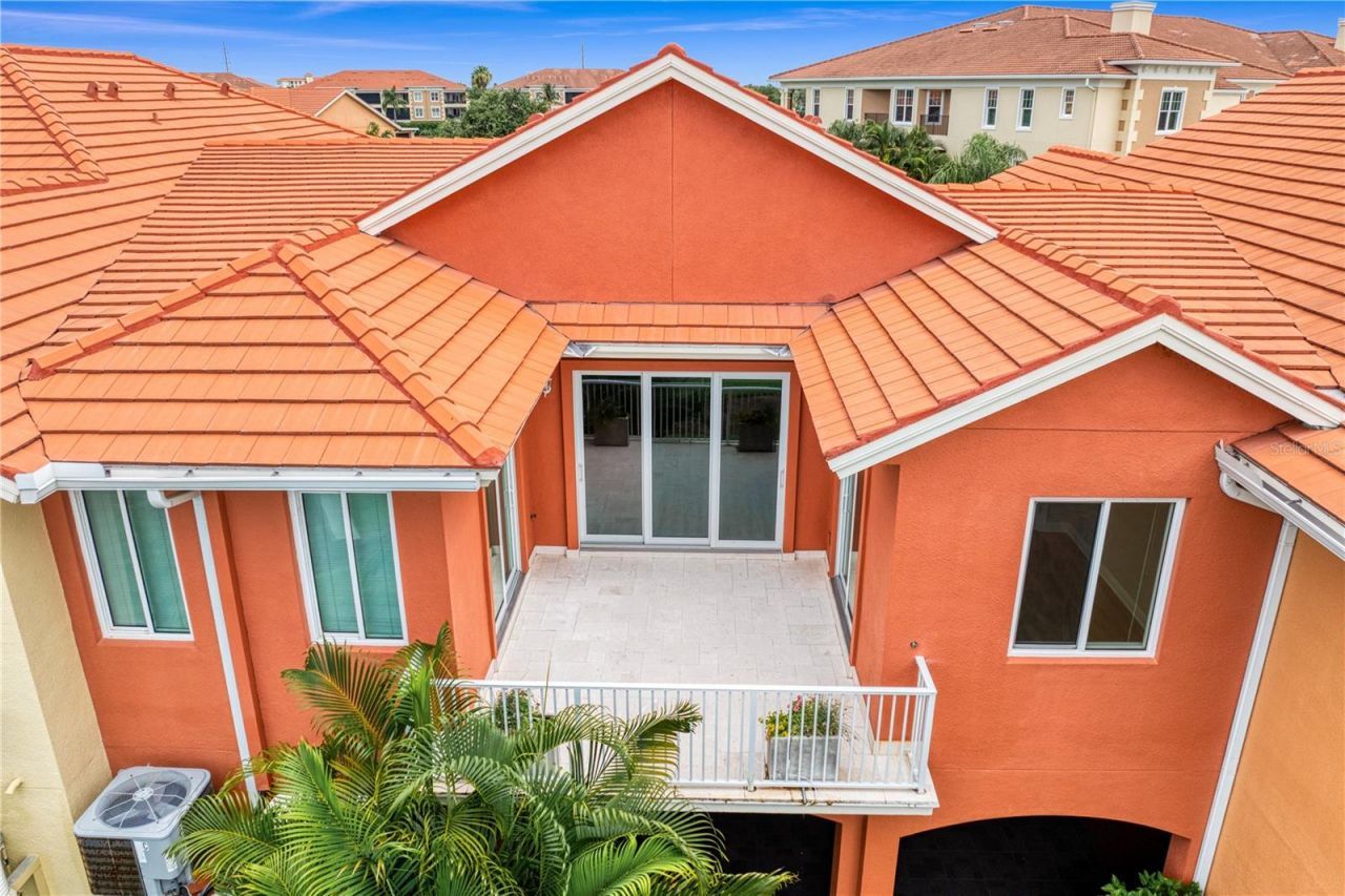 11 Franklin Court S, Unit C, Saint Petersburg, FL 33711 Photo