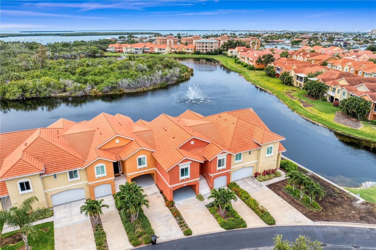 11 Franklin Court S, Unit C, Saint Petersburg, FL 33711 Photo