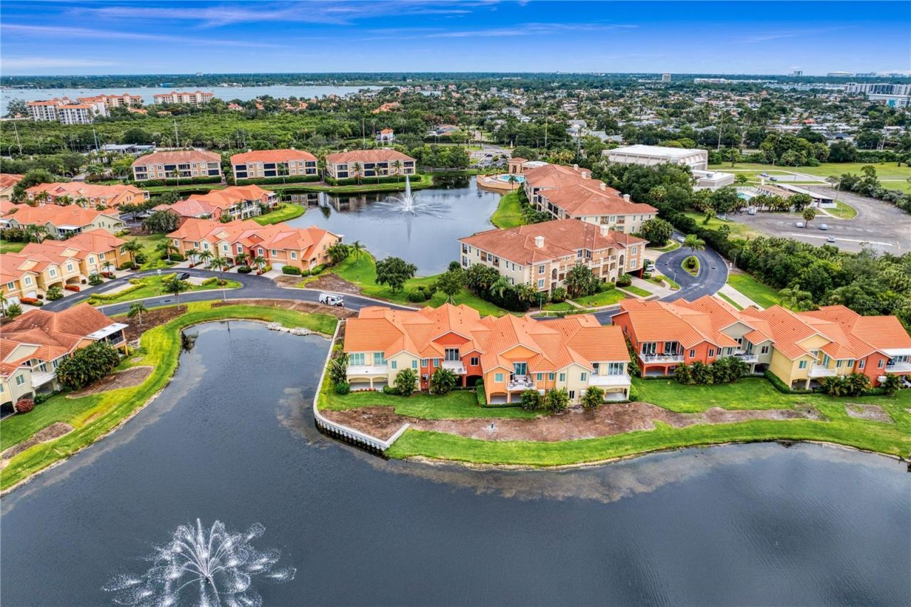11 Franklin Court S, Unit C, Saint Petersburg, FL 33711 Photo