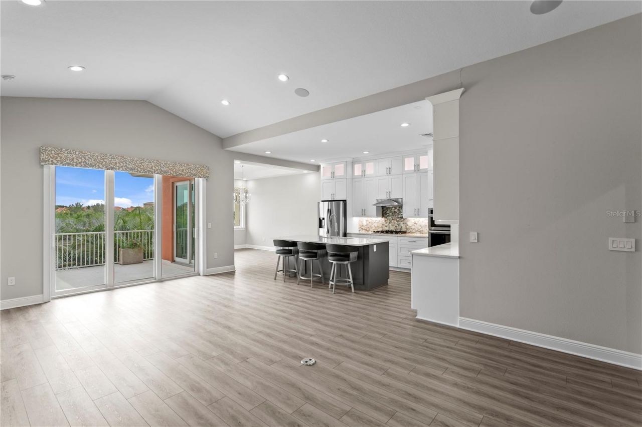 11 Franklin Court S, Unit C, Saint Petersburg, FL 33711 Photo