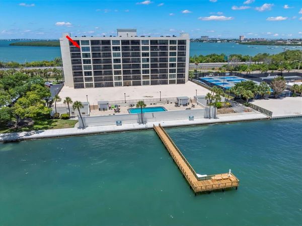7100 SUNSHINE SKYWAY LANE S, Unit 703, ST PETERSBURG, FL 33711