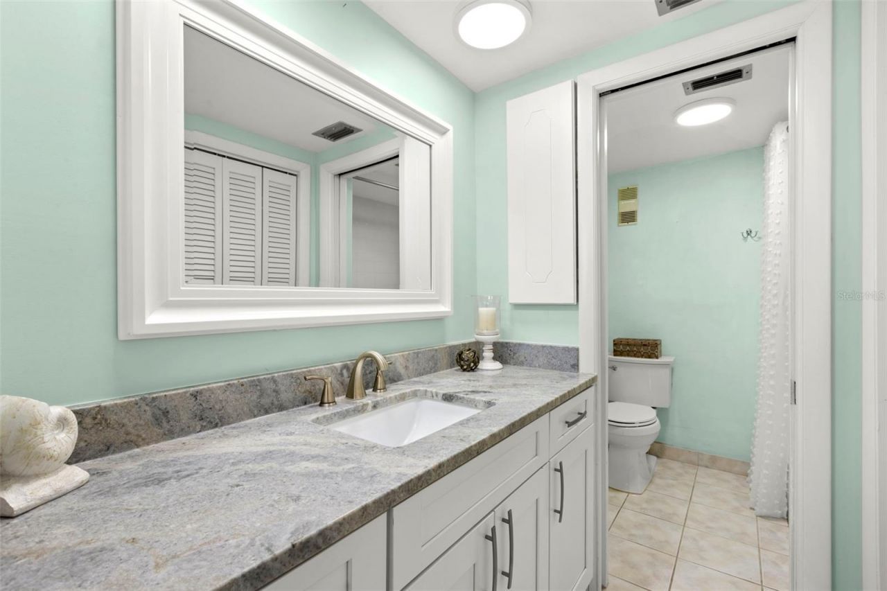 7100 Sunshine Skyway Lane S, Unit 703, Saint Petersburg, FL 33711 Photo