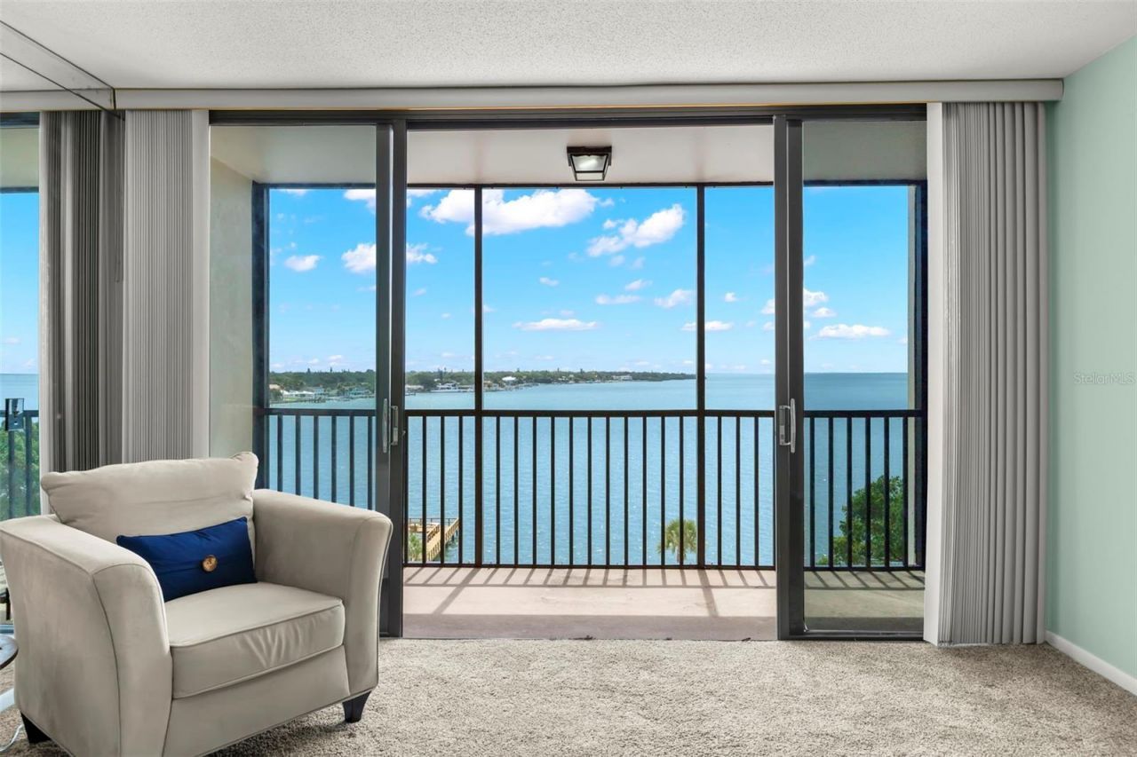 7100 Sunshine Skyway Lane S, Unit 703, Saint Petersburg, FL 33711 Photo