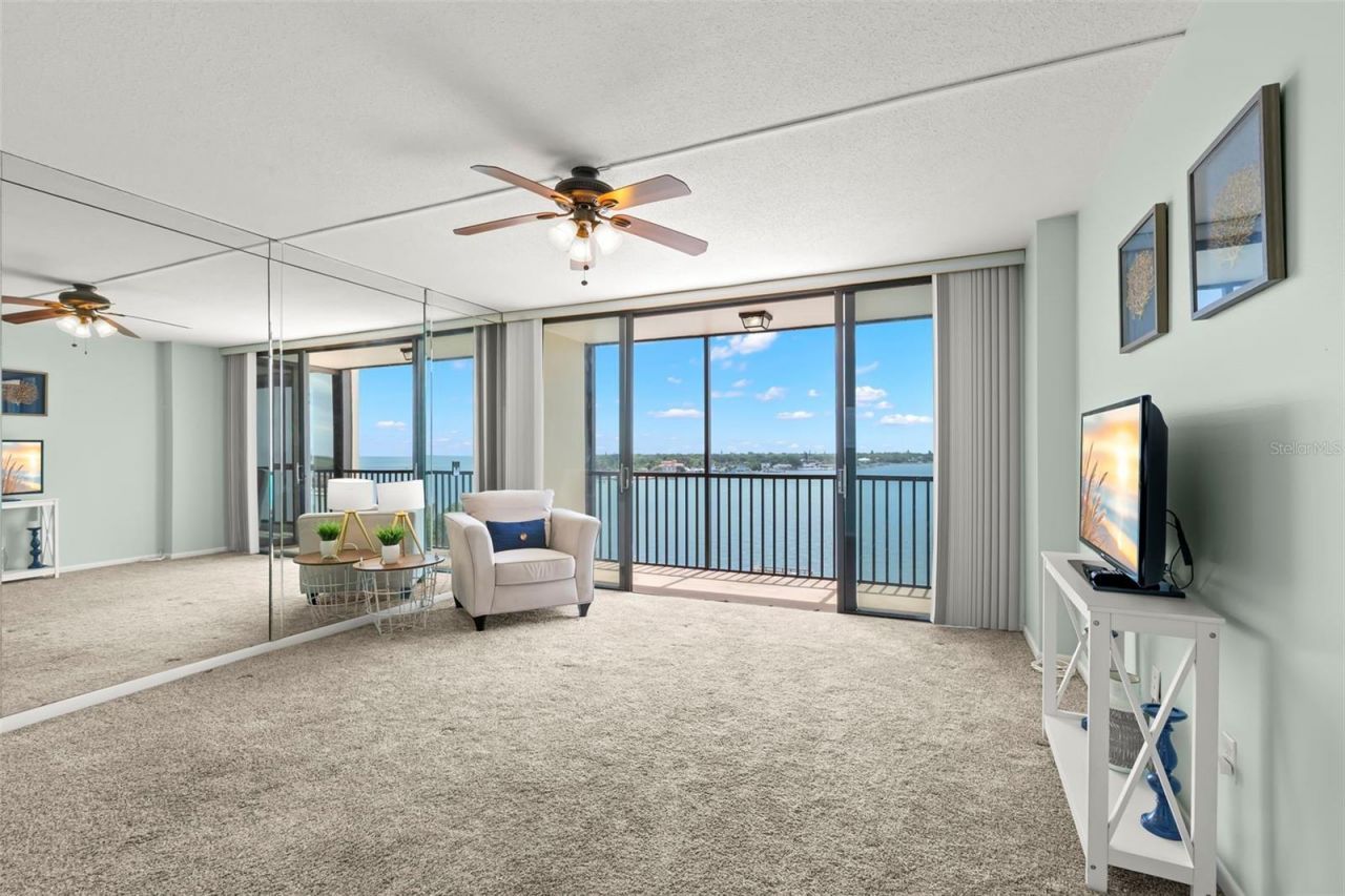 7100 Sunshine Skyway Lane S, Unit 703, Saint Petersburg, FL 33711 Photo