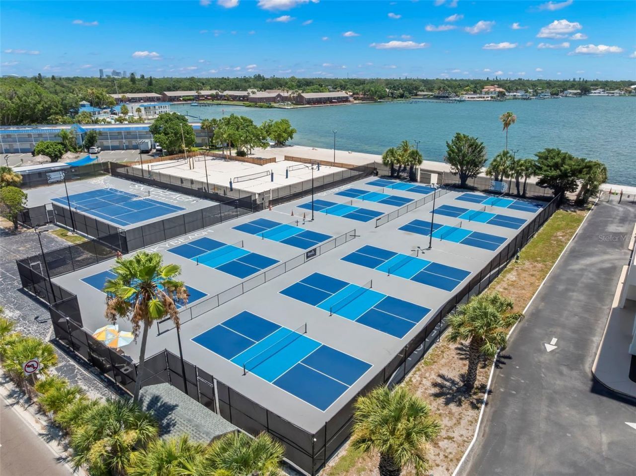 7100 Sunshine Skyway Lane S, Unit 703, Saint Petersburg, FL 33711 Photo