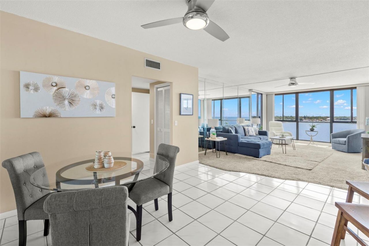 7100 Sunshine Skyway Lane S, Unit 703, Saint Petersburg, FL 33711 Photo