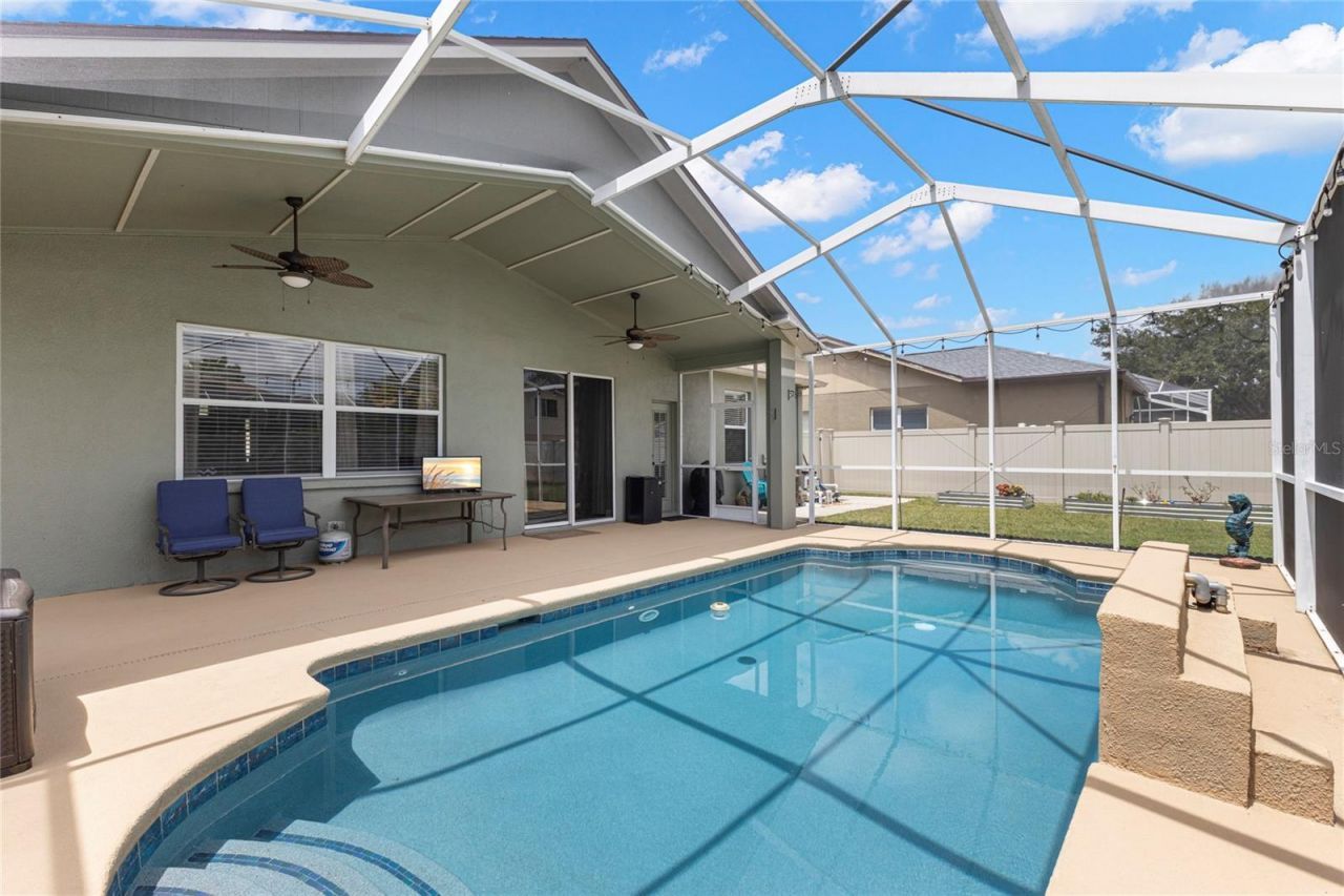 4038 Lithia Ridge Boulevard , Valrico, FL 33596 Photo