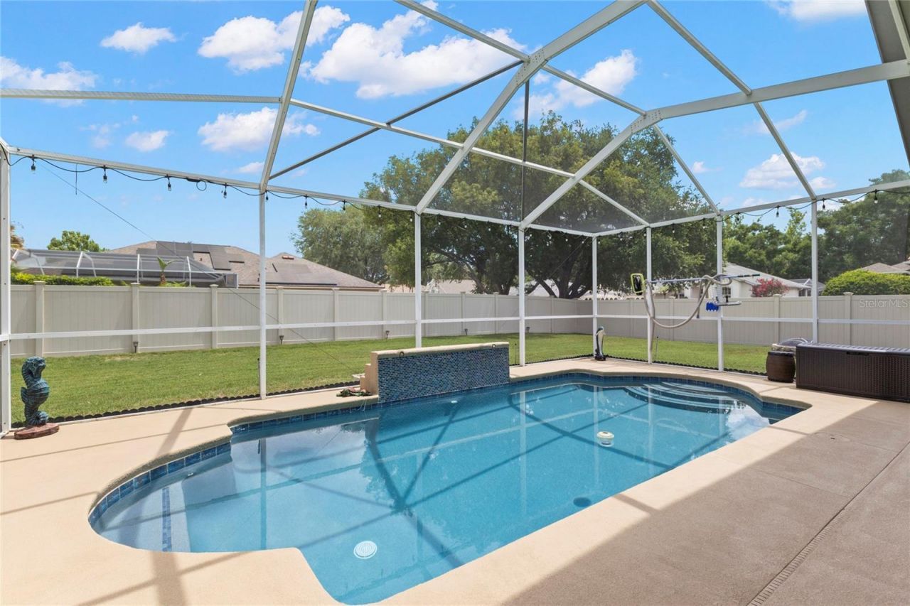 4038 Lithia Ridge Boulevard , Valrico, FL 33596 Photo