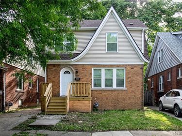 8087 Cloverlawn Street, Detroit, MI 48204