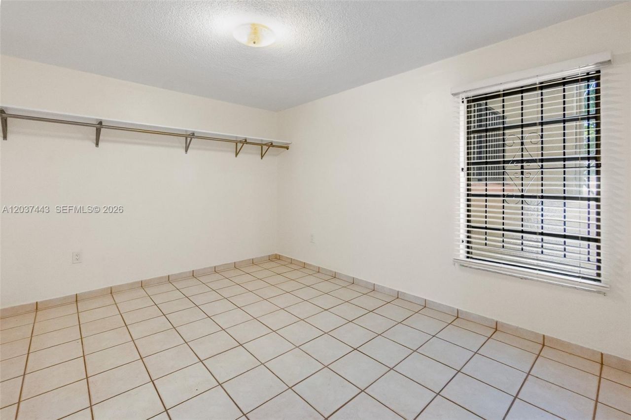 677 SW 9th Ave, Unit 212, Miami, FL 33130 Photo